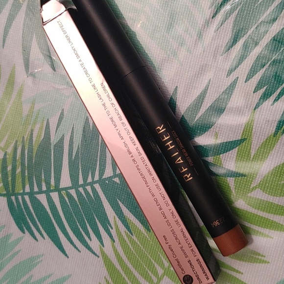 Realher Eye Am Glowing shadow stick - Picture 4 of 6